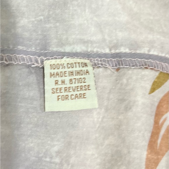 T3-Vintage Goa Grey Lilac Button Down Embroidered Blouse- NWT Size M - Picture 7 of 8